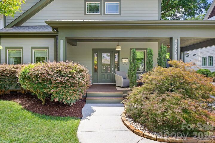 Property Photo:  2530 Bay Street  NC 28205 