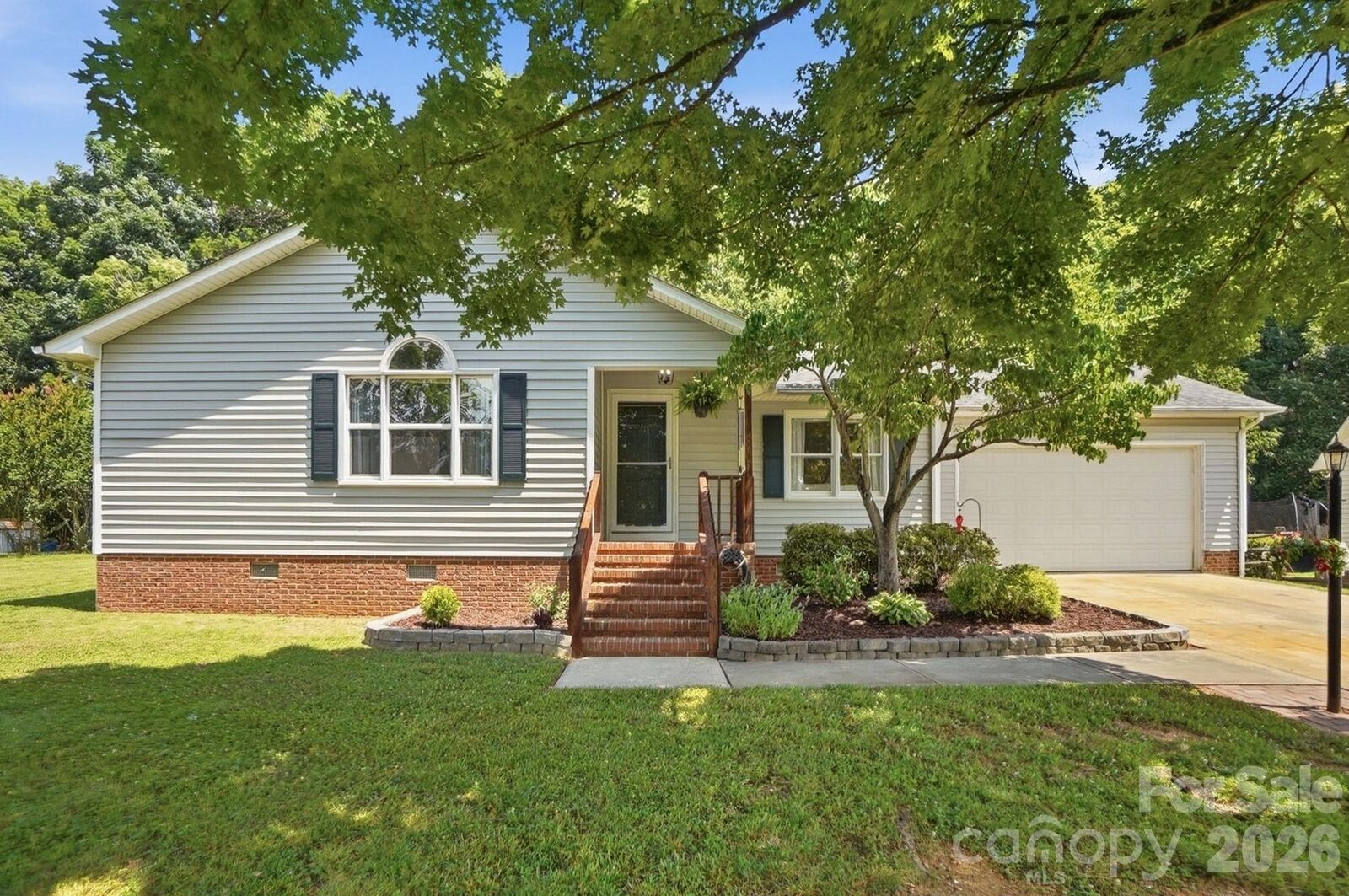 Property Photo:  5542 Randolph Road  NC 28081 
