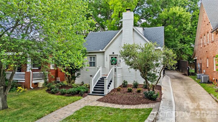 Property Photo:  1505 E Worthington Avenue  NC 28203 