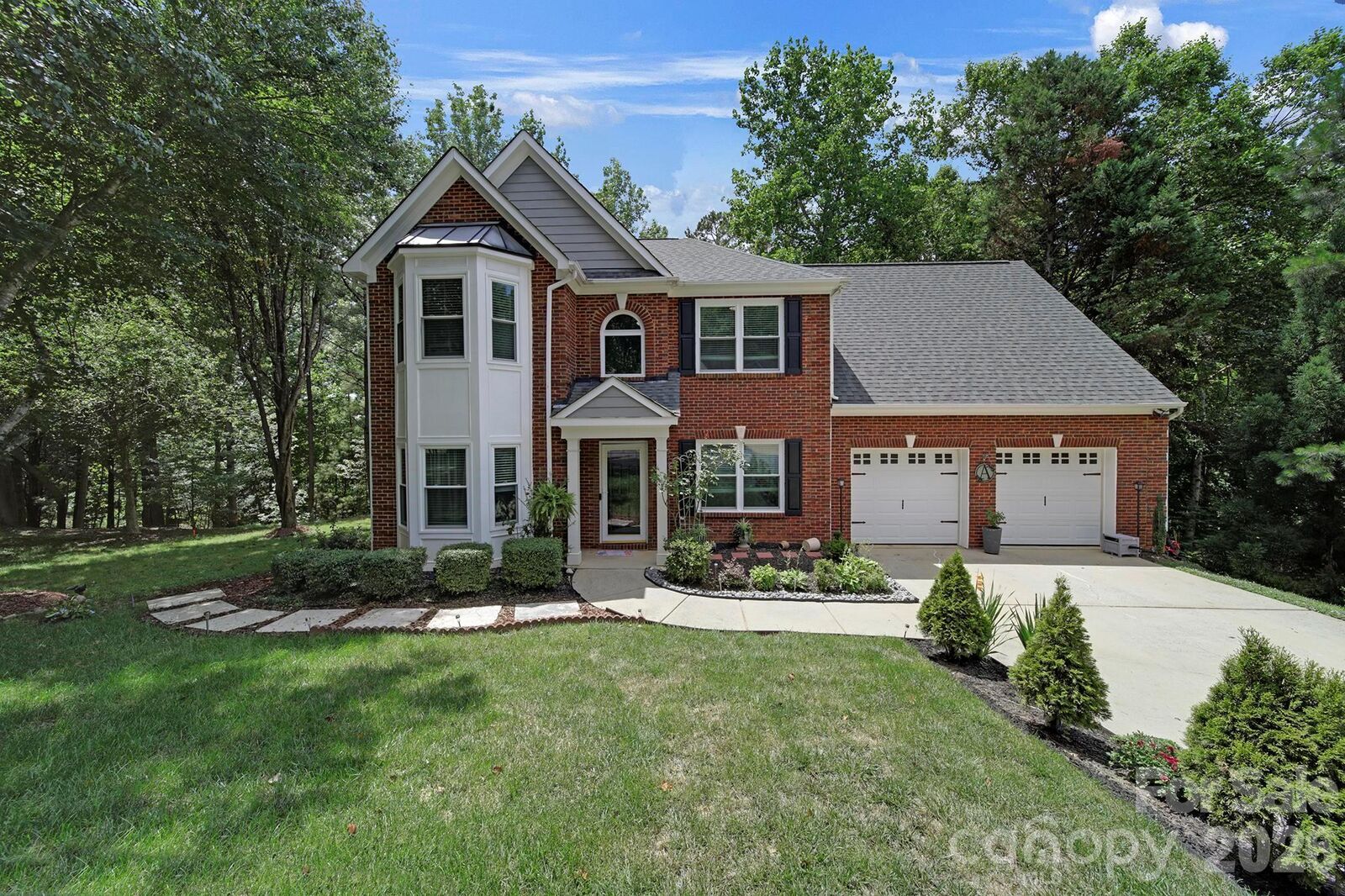 Property Photo:  14338 Crown Harbor Drive  NC 28278 