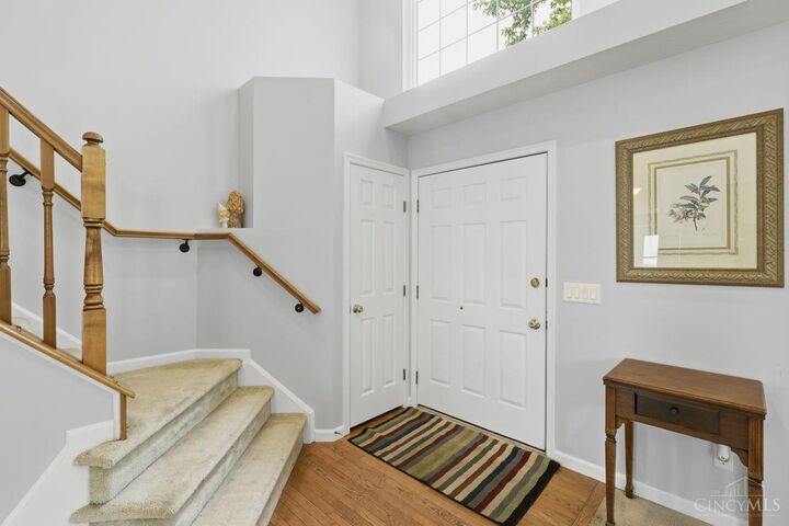 Property Photo:  923 Pond Court  OH 45036 