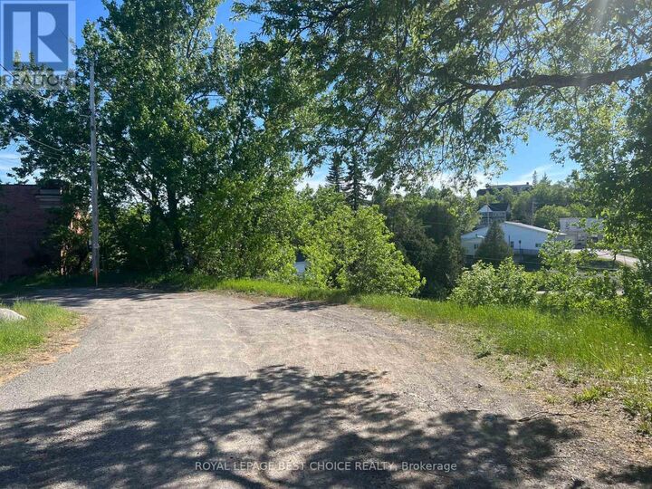 Property Photo:  17 Argentite Street  ON P0J 1C0 