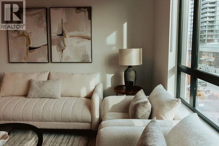 Property Photo: 3051 Abbott Street 406 BC V1Y 0P1