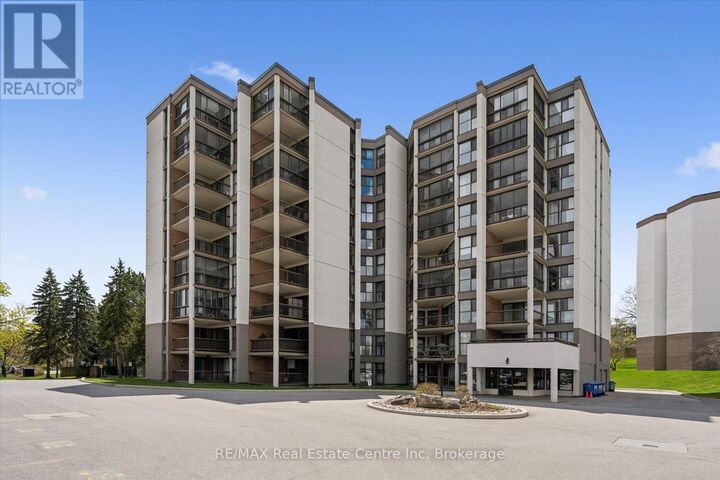 Property Photo:  22 Marilyn Drive 201  ON N1H 7T1 
