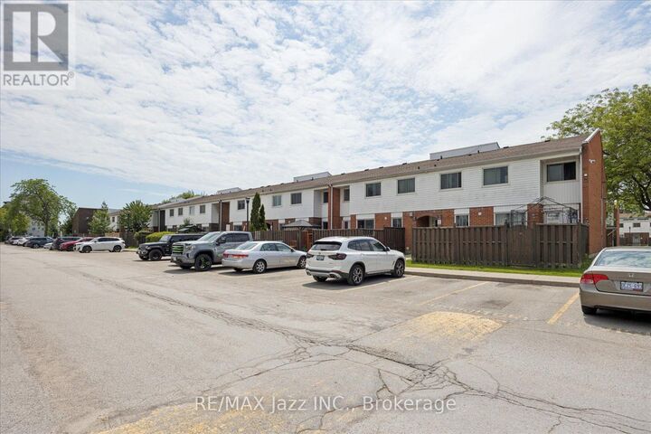 Property Photo:  1010 Glen Street 144  ON L1J 6J2 