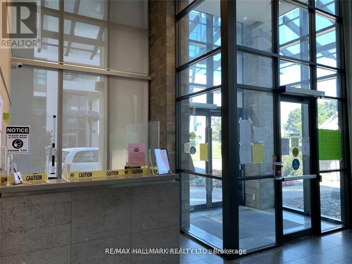 Property Photo:  68 Grangeway Avenue 812  ON M1H 0A1 