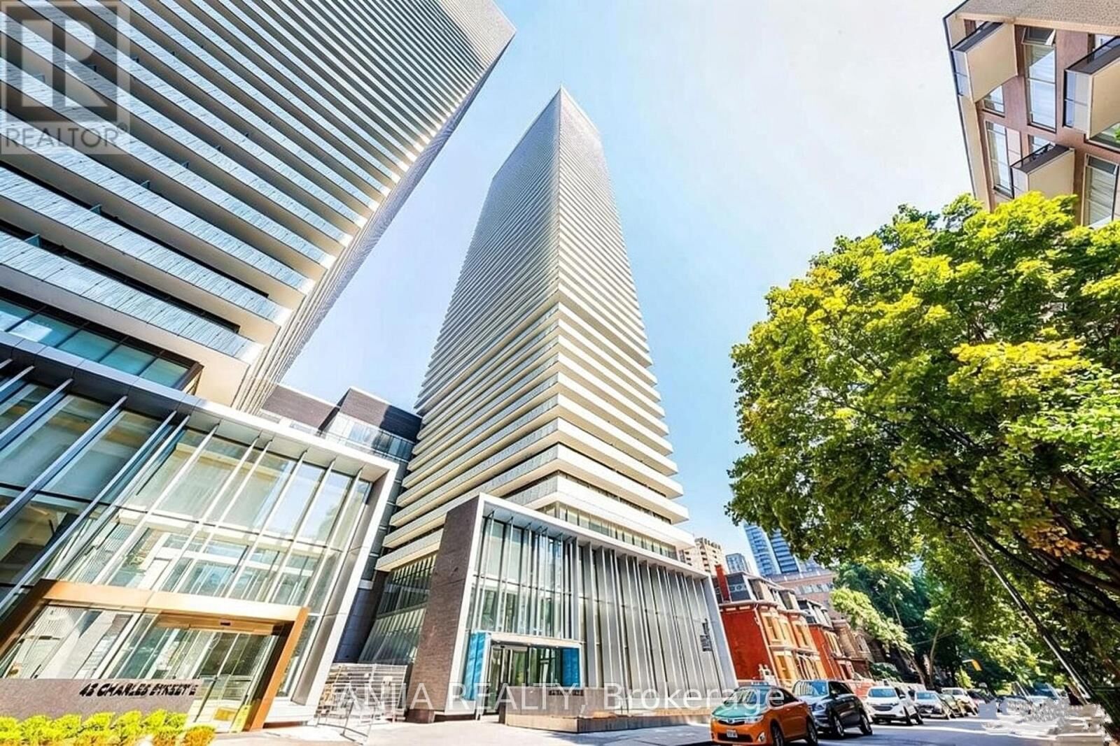 Property Photo: 50 Charles Street 2709 ON M4Y 0C3