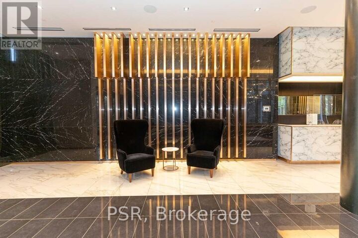 Property Photo:  101 Erskine Avenue 903  ON M4P 1Y5 