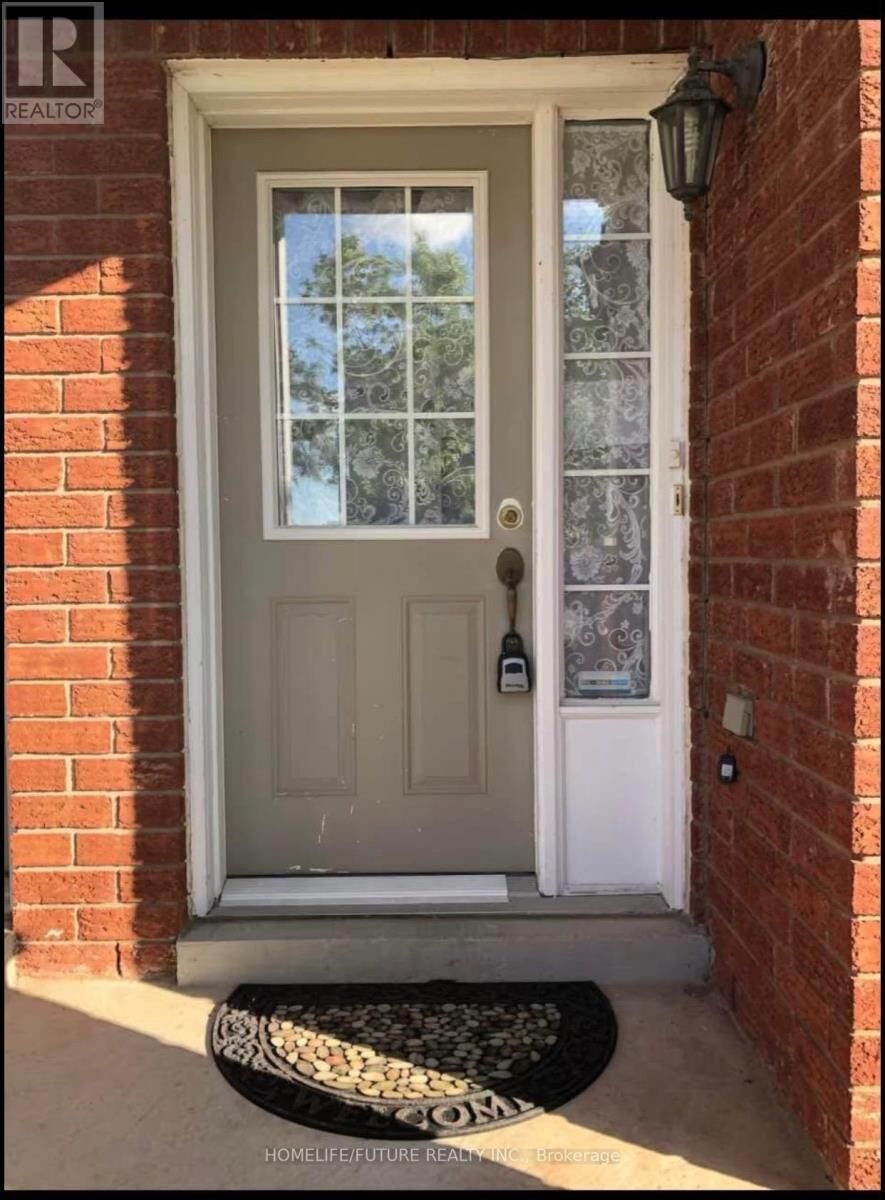 Property Photo:  311 Caboto Trail Main  ON L3R 1L2 