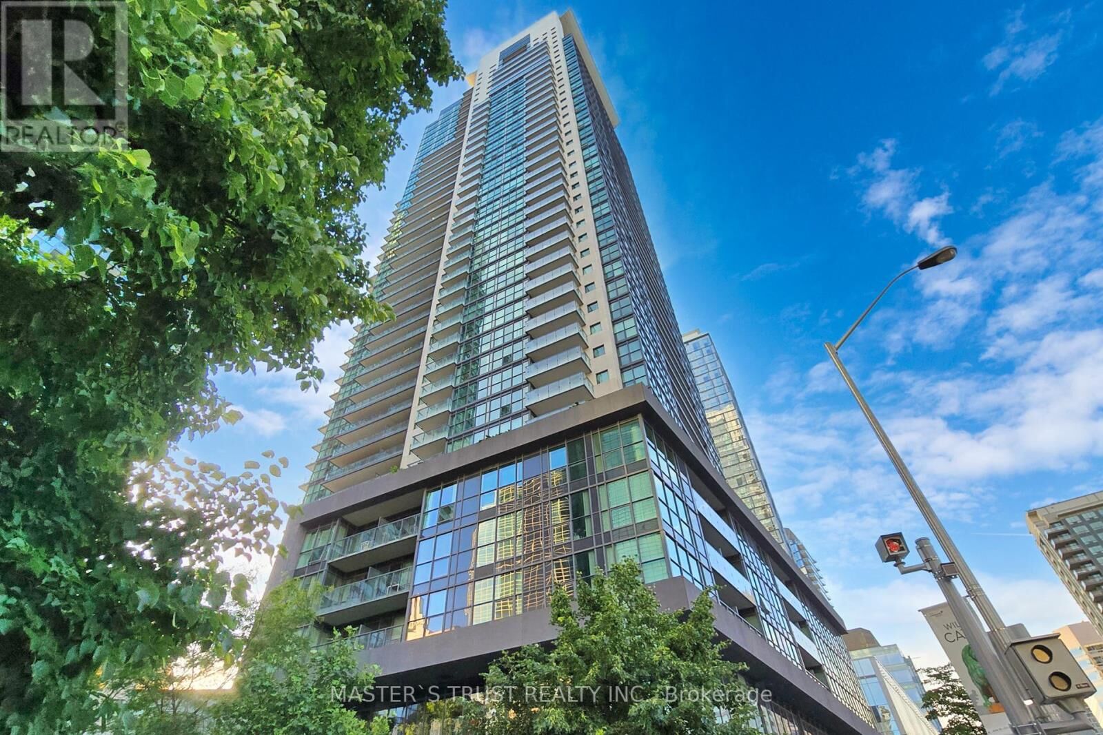 Property Photo:  5168 Yonge Street 217  ON M2N 0G1 