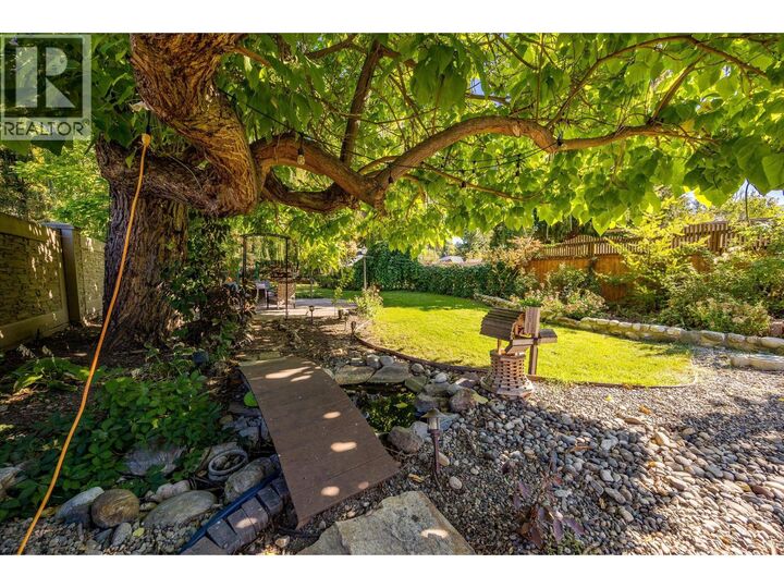 Photo de la propriété: 12313 Kalavista Drive BC V1B 1K7