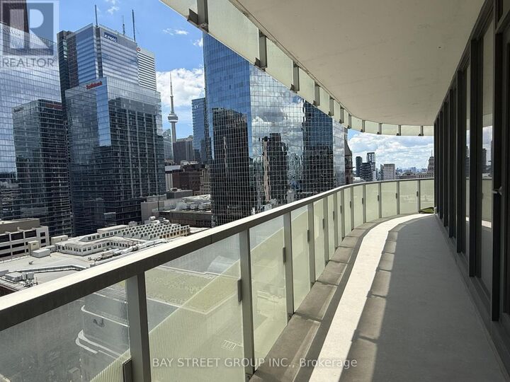 Property Photo: 197 Yonge Street 1709 ON M5B 1M4