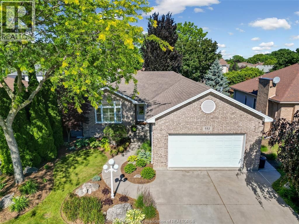 Property Photo:  112 Fay Court  ON N8L 0K9 
