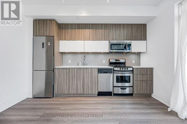 Property Photo: 56 Annie Craig Drive #1109 ON M8V 0C8