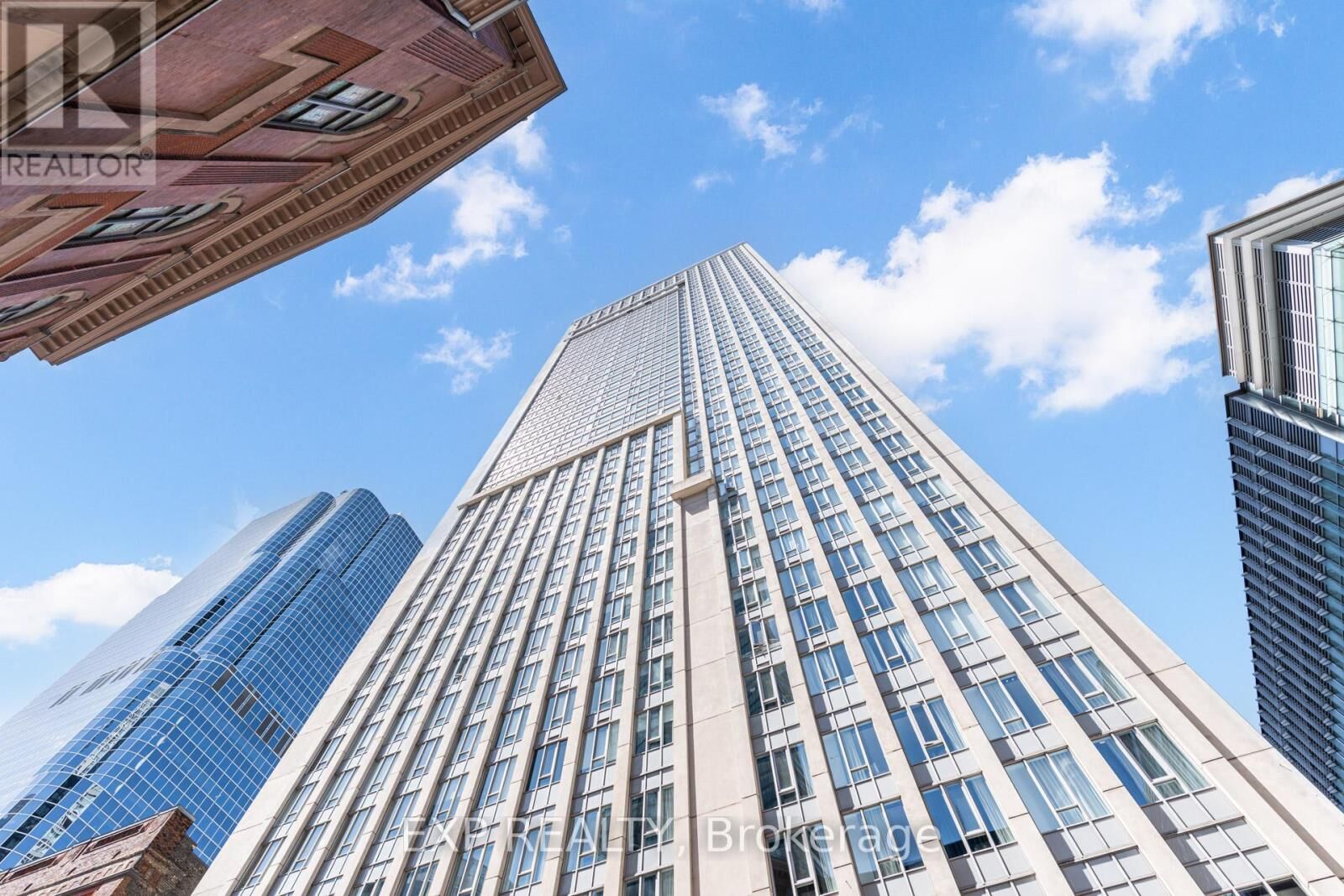 Property Photo: 210 Victoria Street Ph09 ON M5B 2R3