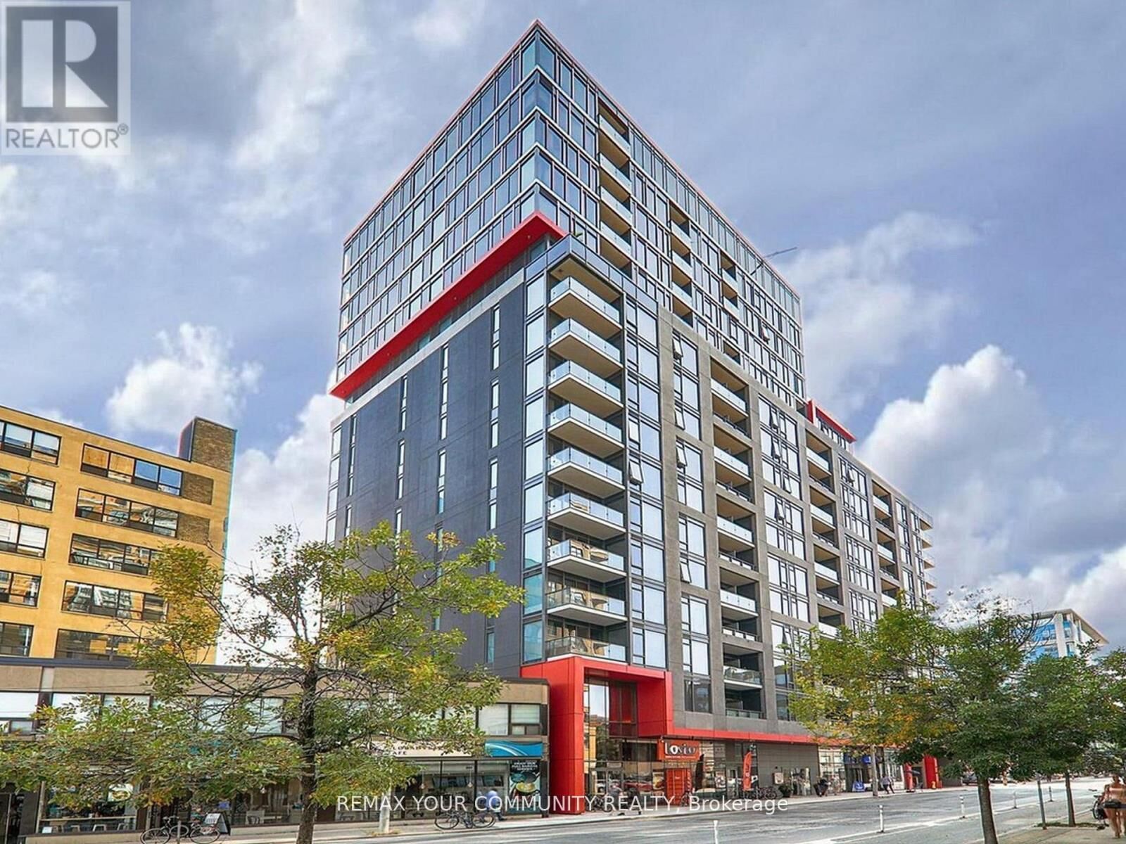 Property Photo: 435 Richmond Street West 1501 ON M5V 0N3