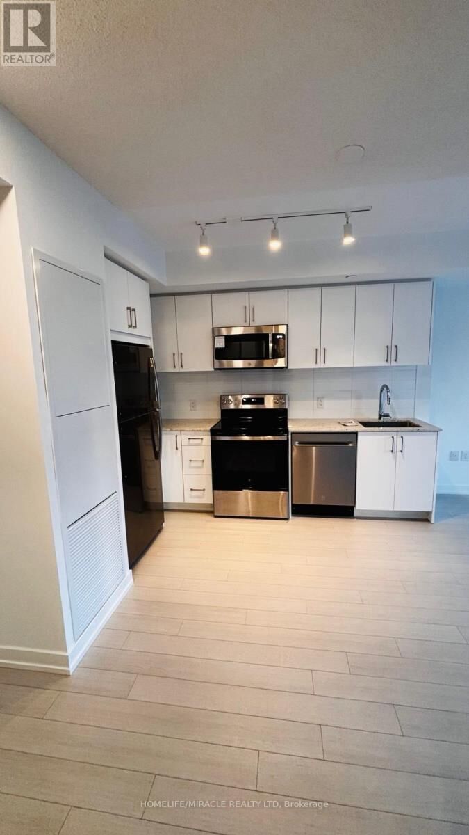Property Photo:  4010 Eglinton Avenue 208  ON M9A 0G5 