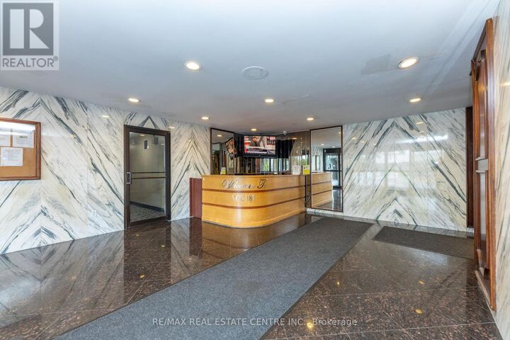 Property Photo:  3390 Weston Road 1009  ON M9M 2X3 