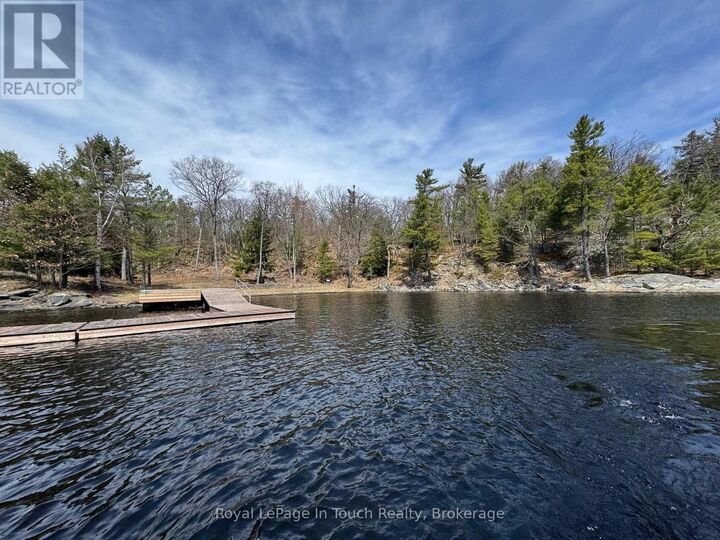 Property Photo:  10 Underhill Island  ON P2A 2T4 