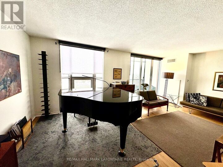 Property Photo: 2951 Riverside Drive 905 ON K1V 8W6