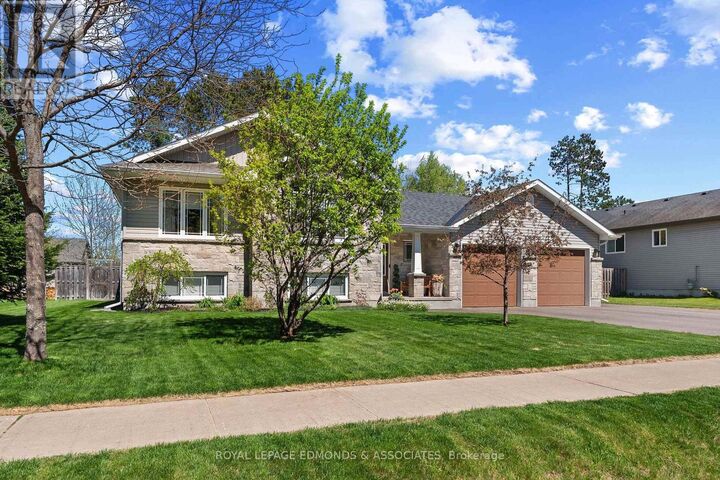 Property Photo:  51 Bedard Boulevard  ON K8H 0B7 