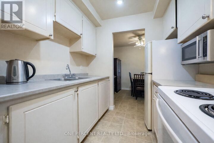 Property Photo: 25 College Street East 206 ON K8P 3A3