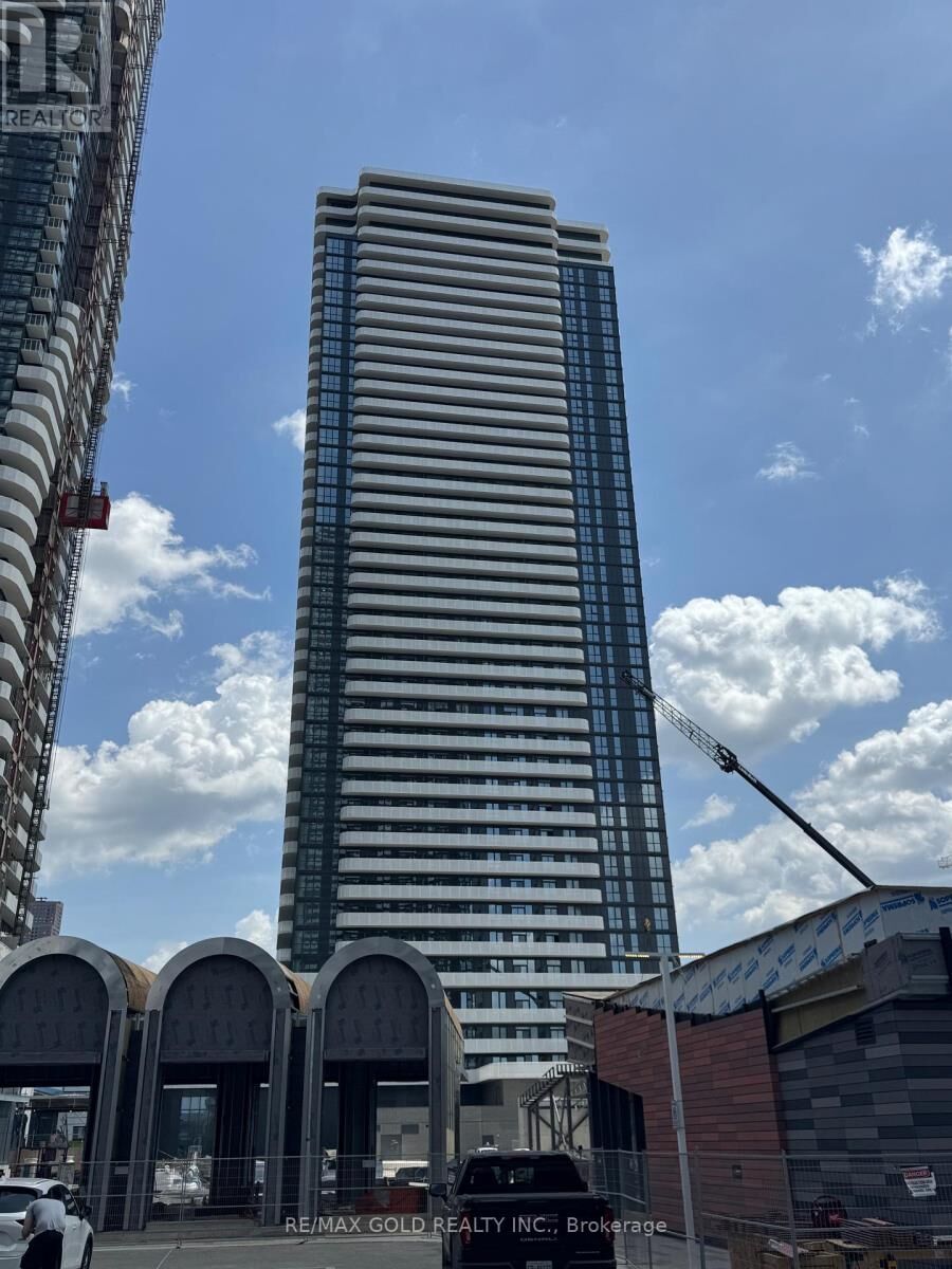 Property Photo: 225 Commerce Street 4107 ON L4K 0R1