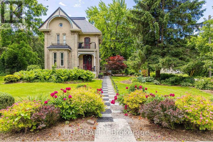 283 Hastings Street — photo 1