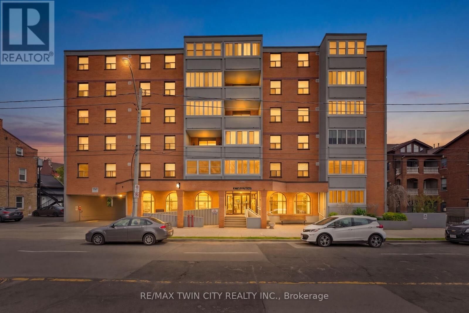 Property Photo:  23 Main Street 203  ON L9H 2P7 