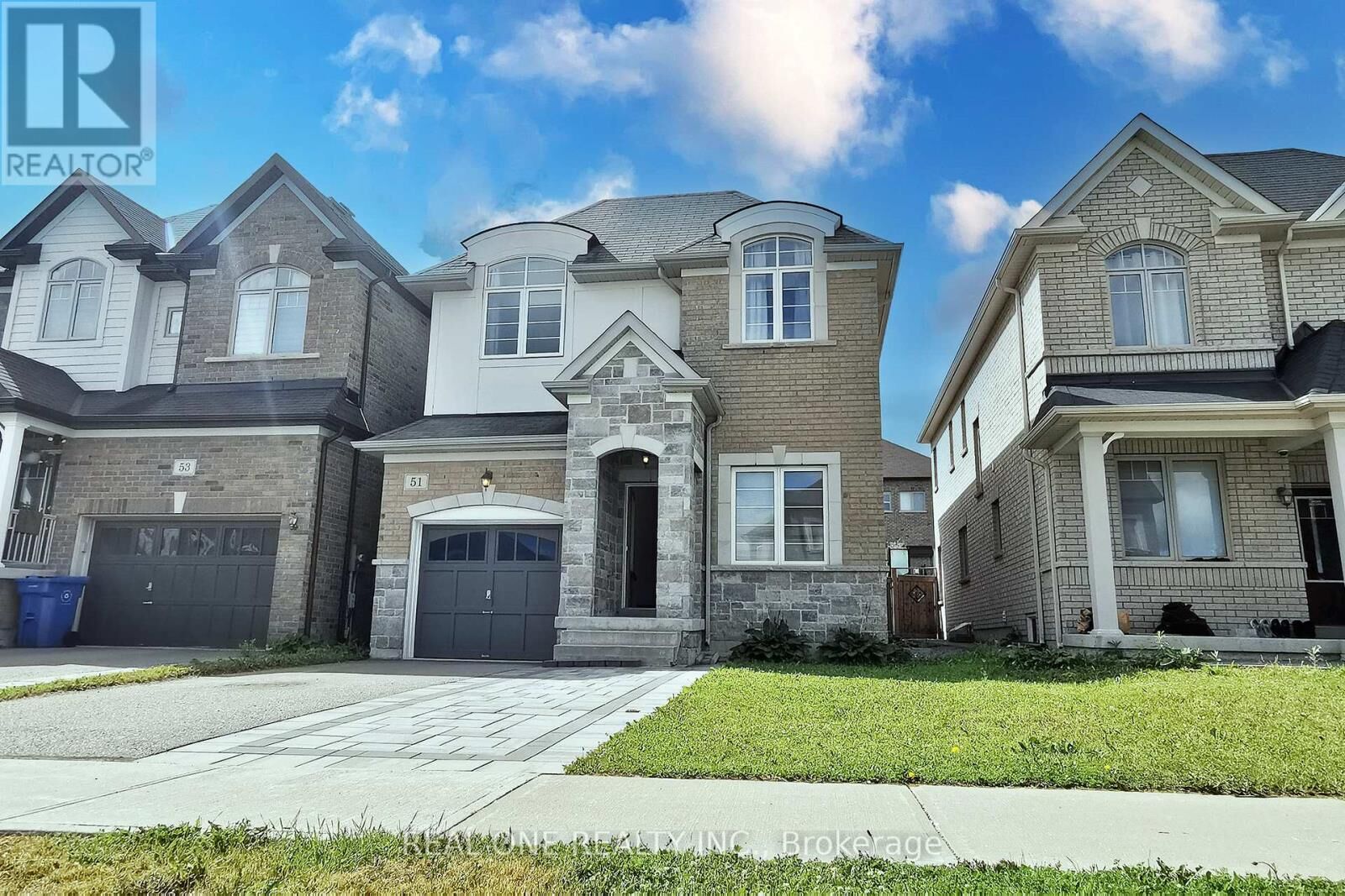 Property Photo:  51 Kavanagh Avenue  ON L9N 0P5 