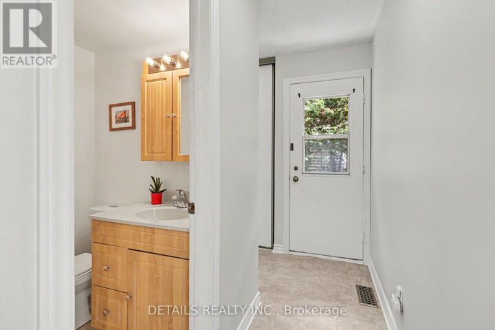 Property Photo: 1078 St Jovite Ridge ON K1C 1Y8
