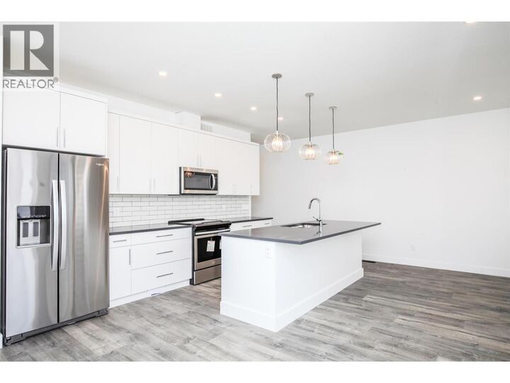 Property Photo:  610 Academy Way 114  BC V1Y 9T1 