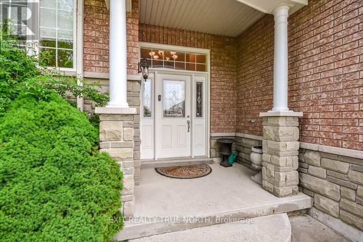Property Photo: 29 Old Hickory Lane ON L9Z 3B1