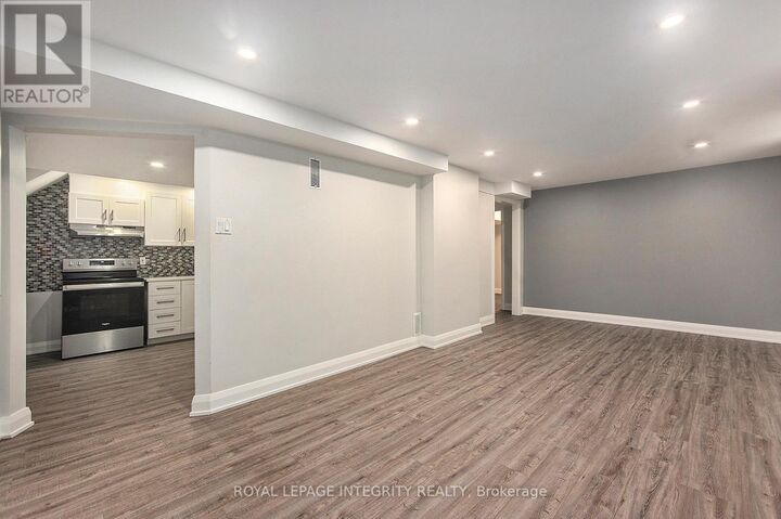 Property Photo:  1859 Belcourt Boulevard 2  ON K1C 4N3 