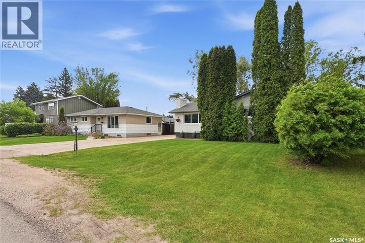 Property Photo:  3345 Mountbatten Street  SK S7M 3T8 