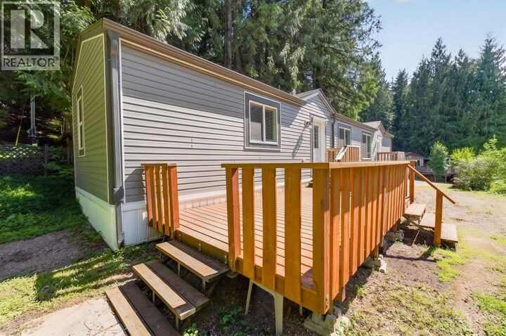 Property Photo:  5161 63 Avenue  BC V0E 1K0 