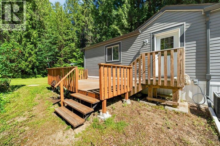 Property Photo: 5161 63 Avenue 23 BC V0E 1K0