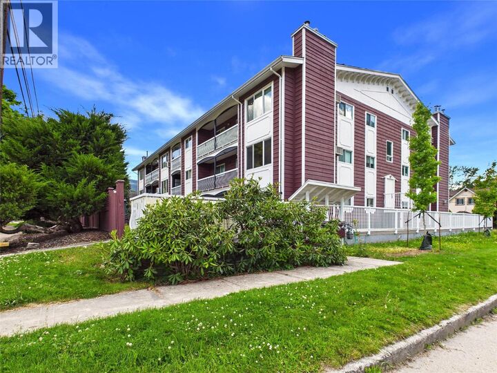Property Photo: 620 Second Street 304 BC V1L 2L8