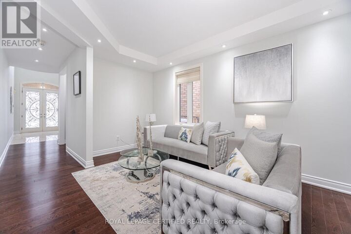 Property Photo:  23 Gambia Road  ON L7A 4M2 