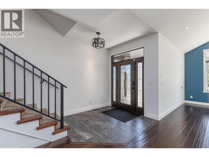 Property Photo: 567 Pineview Road BC V2A 7S8