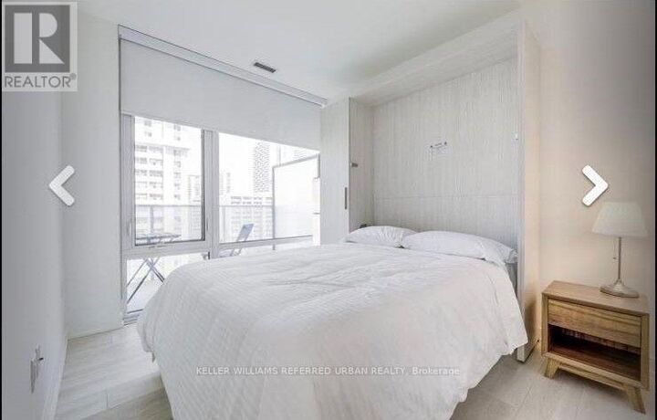 Property Photo: 501 Yonge Street 805 ON M4Y 0G8