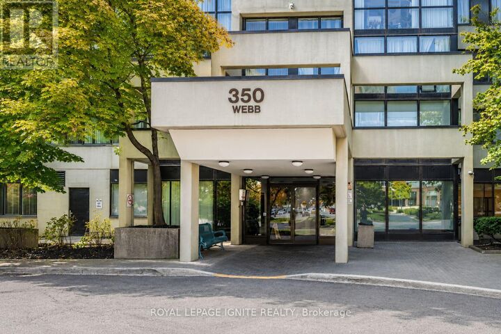 Property Photo:  350 Webb Drive 1708  ON L5B 3W4 