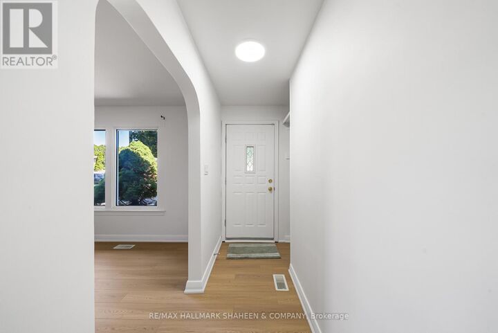 Property Photo:  769 Tennyson Avenue  ON L1H 3K5 