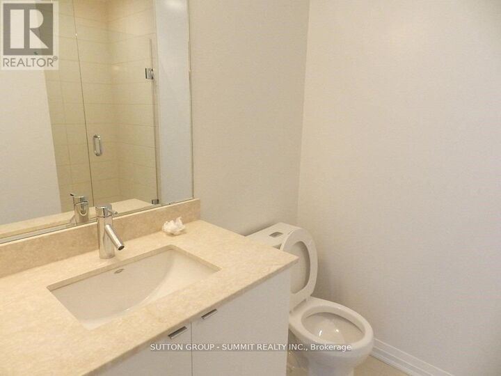 Property Photo: 59 Annie Craig Drive 1105 ON L8V 0C4