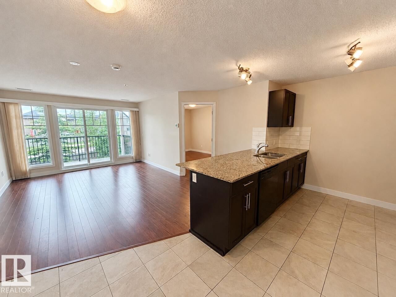 Property Photo: 2 Augustine Crescent 1208 AB T8H 0X8