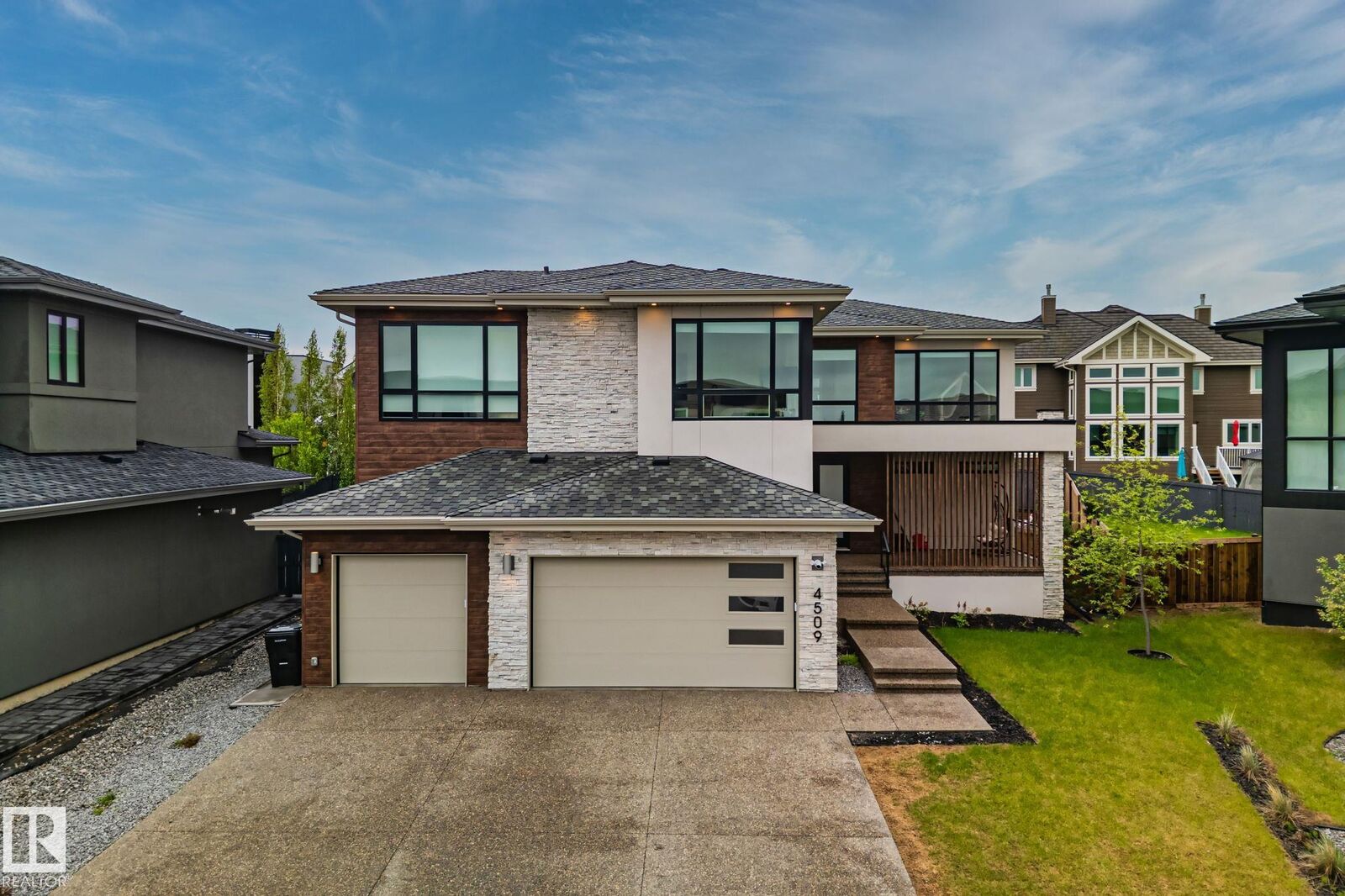 Property Photo: 4509 Wingfield Bay Bay NW AB T6W 2E1