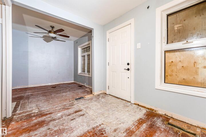 Property Photo: 11944 68 Street NW AB T5B 1P7