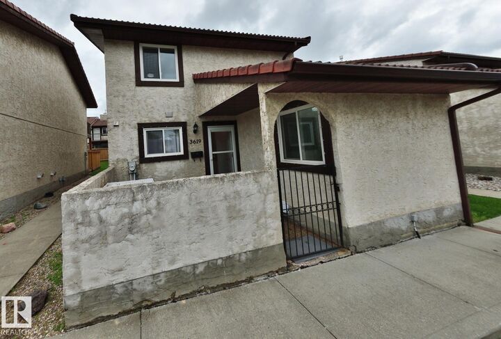 Property Photo: 3619 30 Avenue NW AB T6L 5H5