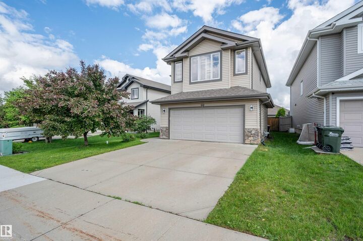 Property Photo:  7 Dorian Way  AB T8H 1Z6 