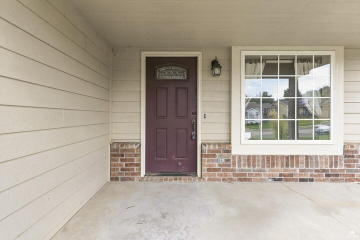 Property Photo: 820 Fossilridge Drive KS 66503